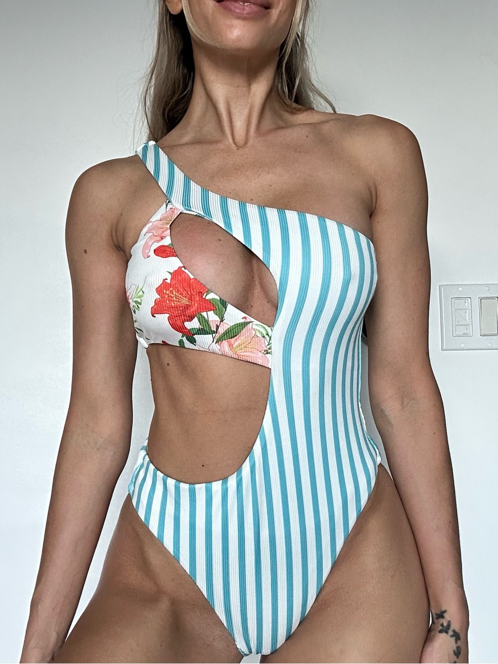 One-Shoulder Cutout Stripe & Floral One-Piece Swimsuit - Blue/White
